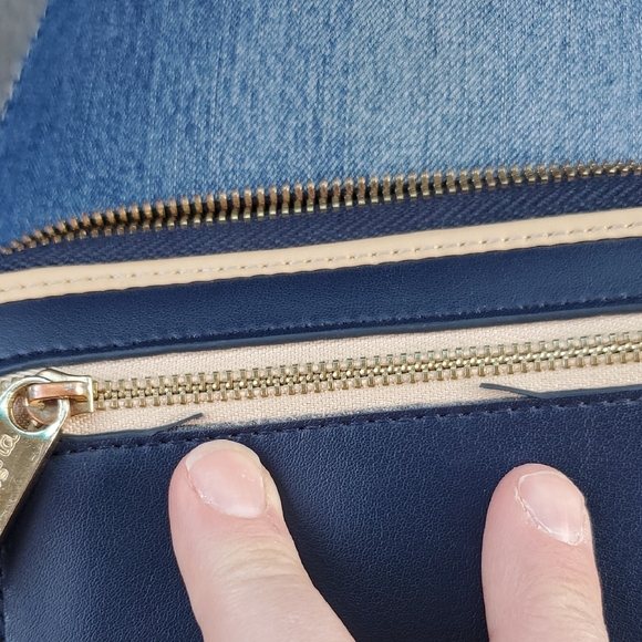 Spartina Navy and Yellow Green Leather Women's Wristlet Wallet - Picture 8 of 10